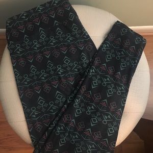 LuLaRoe Leggings TC Navy Tribal Print